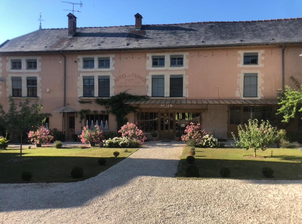 Domaine Hotel De France Cunfin エクステリア 写真